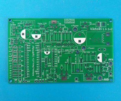 Універсальний зарядно-тренувальний пристрій